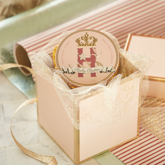Royal Heir Botanicals Baby Body and Bum Butter in Pink, natural and organic cosmetic butter with essential oils to control the growth of yeast on the skin to reduce yeast infection and vulvovginitis.