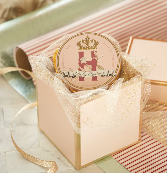 Royal Heir Botanicals Baby Body and Bum Butter in Pink, natural and organic cosmetic butter with essential oils to control the growth of yeast on the skin to reduce yeast infection and vulvovginitis.